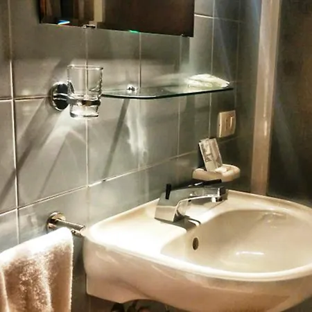 Del Viale Szálloda